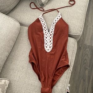 Lace swimsuit color is like a burnt brow mahogany